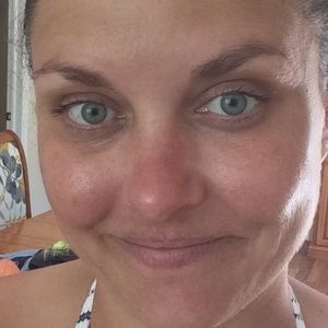 Meet your Posher, Annie